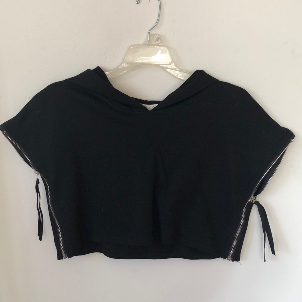 Hoodie Crop Top with Zipper Sleeve Detail